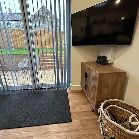 New Build Cosy Bungalow Near Bath And Bristol ウィック エクステリア 写真